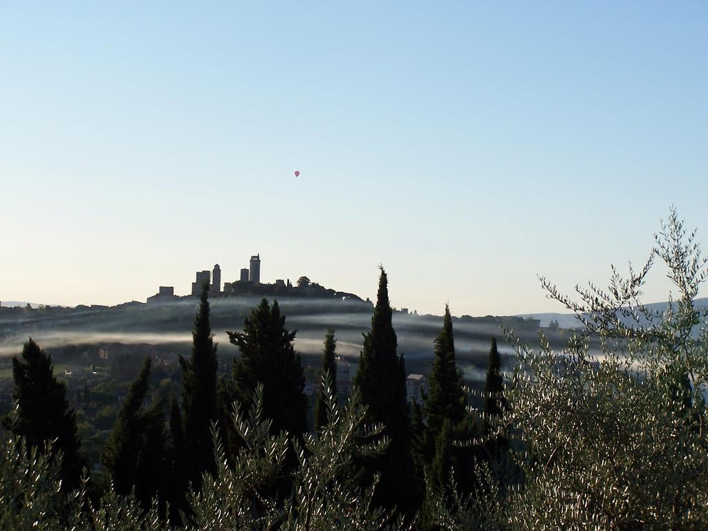 Poggetto Di Montese Apartment San Gimignano Ruang foto