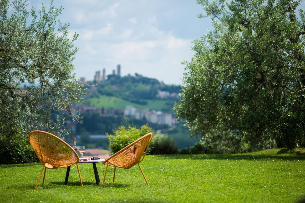 Poggetto Di Montese Apartment San Gimignano Bagian luar foto