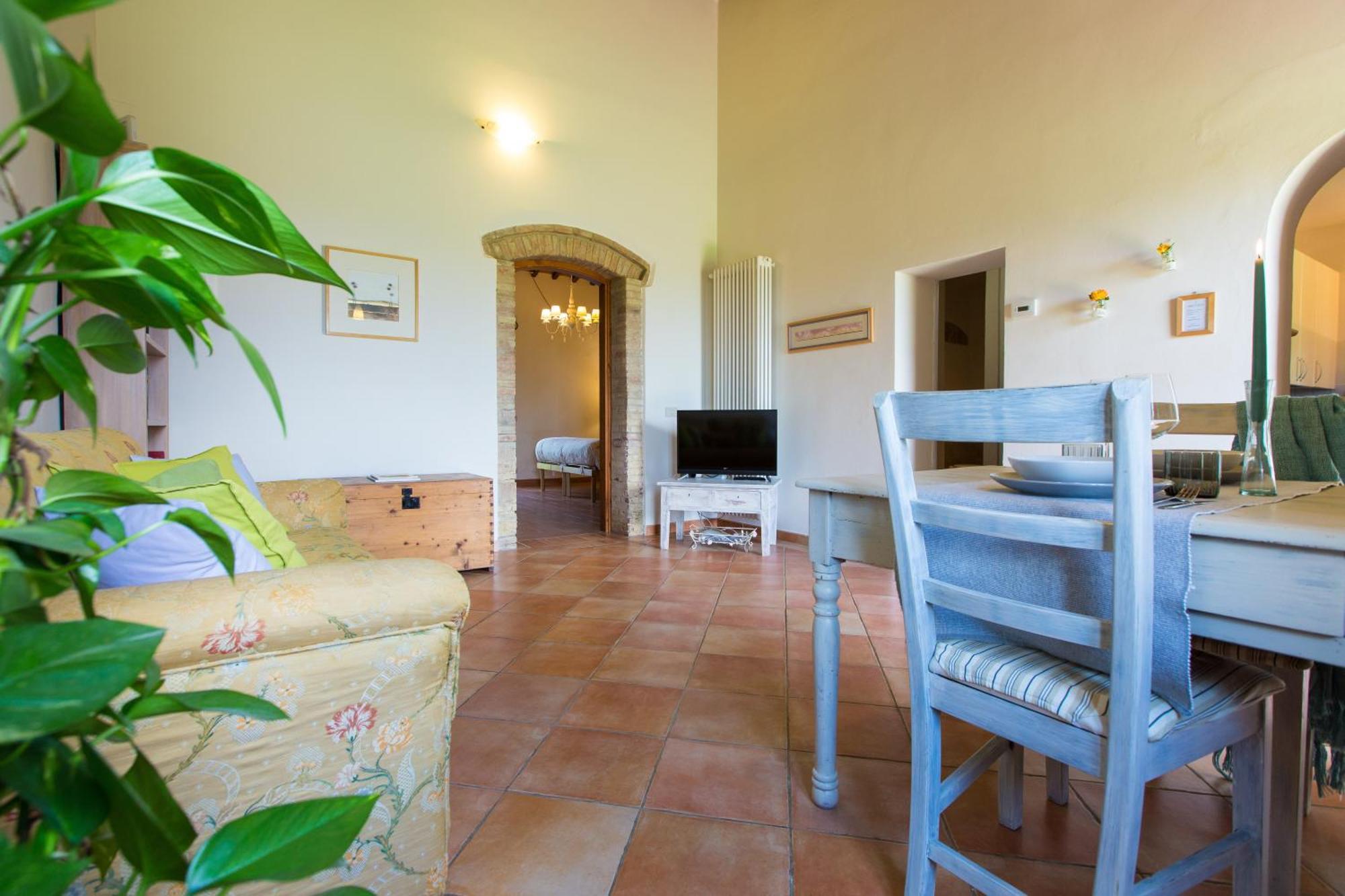 Poggetto Di Montese Apartment San Gimignano Bagian luar foto